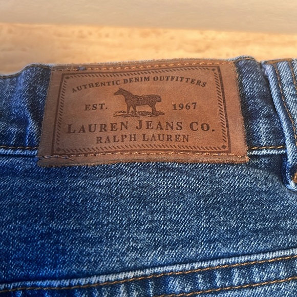 Ralph Lauren Women's Jeans Size 12 Inseam 30 inches - Picture 2 of 6